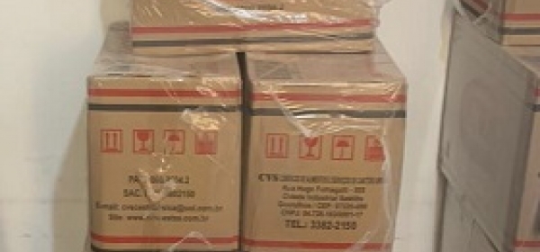 Médicos bolivianos lançam campanha para doação de alimentos