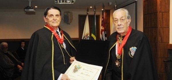 Colegas da APM lamentam profundamente o falecimento de Donaldo Cerci da Cunha