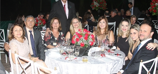 Especial Dia do Médico: Osasco teve jantar dançante