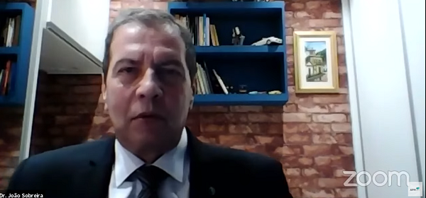 Suscetibilidade genética e relação da Covid-19 com miopia são tema de Webinar APM