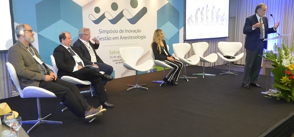 Presidente da APM participa de Simpósio de gestão e inovação em Anestesiologia