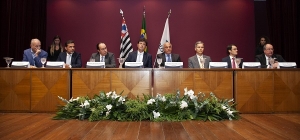 Presidente da APM prestigia posse da nova diretoria do Sindusfarma