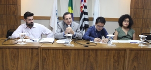 Médicos jovens debatem saúde, trabalho e tecnologia