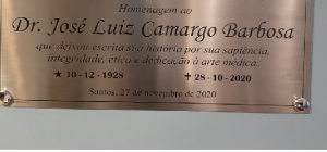 Santos presta homenagem a ex-presidente