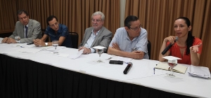 Igreja, médicos, enfermeiros, dentistas e demais profissionais da saúde farão enterro simbólico do ministro Ricardo Barros em 5 de abril, na Sé