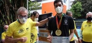 Atlética da Escola Paulista de Medicina recebe muda do plátano original de Hipócrates