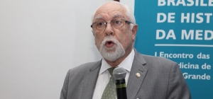Fundador da ANM é destaque em I Encontro das Academias de Medicina de SP e do RS