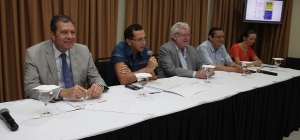 Igreja, médicos, enfermeiros, dentistas e demais profissionais da saúde farão enterro simbólico do ministro Ricardo Barros em 5 de abril, na Sé