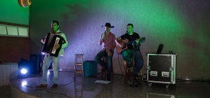 Arraial de Limeira reúne cerca de 100 pessoas