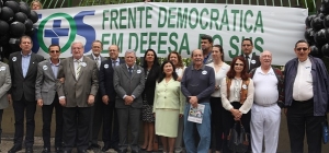 Médicos e profissionais da Saúde realizam ato público por mais recursos para o SUS