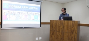 Médicos jovens debatem saúde, trabalho e tecnologia