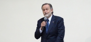 José Luiz Gomes do Amaral prestigia evento da Academia de Medicina do MS 