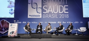 Summit Saúde: Presidente da APM debate núcleos técnicos no Judiciário